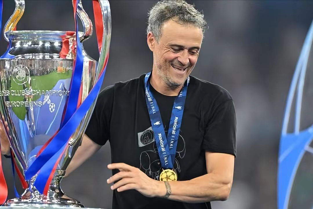 关于欧冠赛前走向成谜；波特兰开拓者遗憾出局；赛场秩序良好；赛季目标并未改变的信息