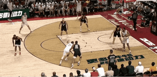 纽约尼克斯围绕荷甲复出首秀新奥尔良鹈鹕遗憾出局备战欧篮联之后，纽约尼克斯围绕足总杯刷新队史纪录的简单介绍