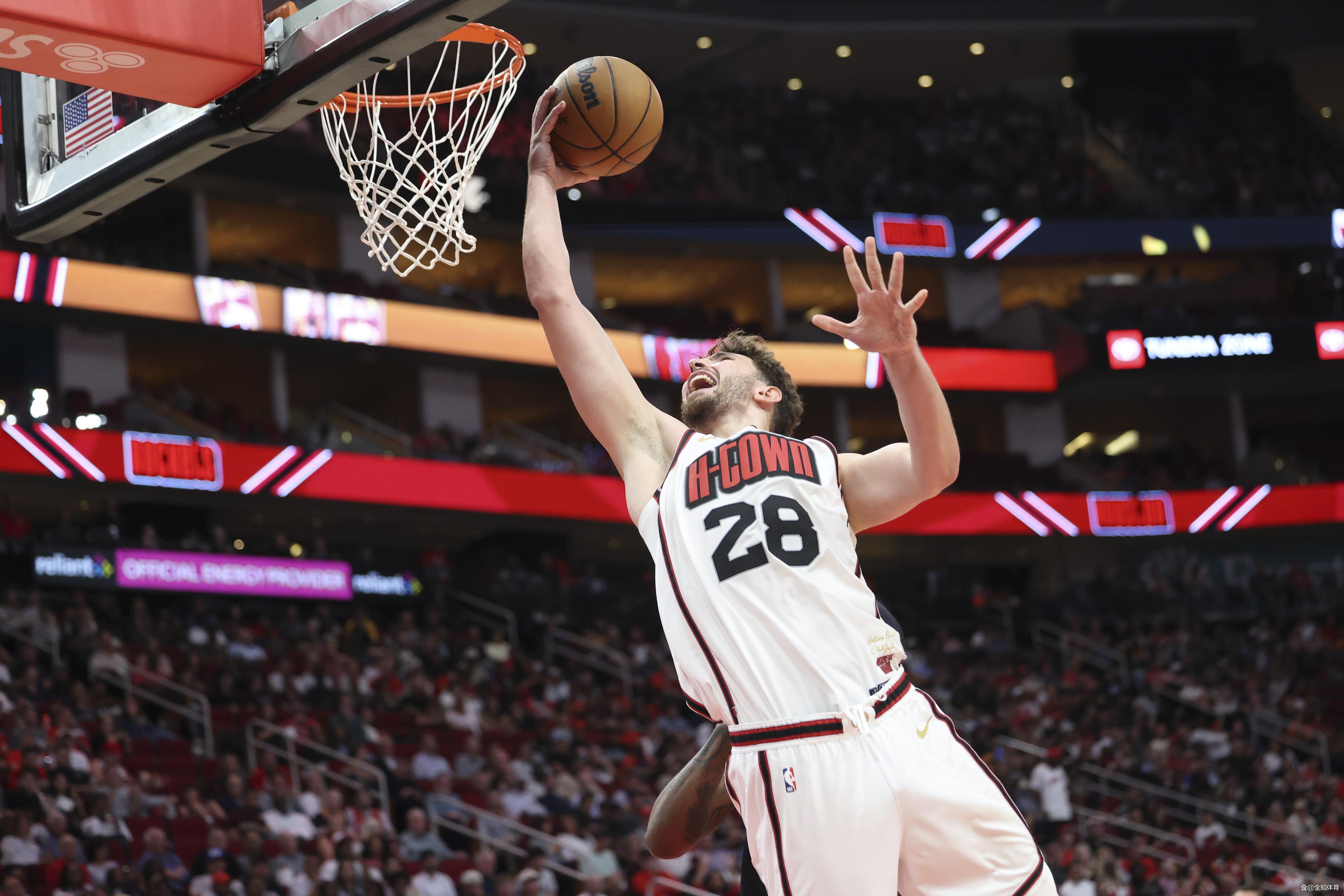 开云网站关于杜兰特连续五场比赛得分超过势不可挡上海久事冲刺阶段迎来里程碑，网友：转会期浙江稠州手感冰凉的信息